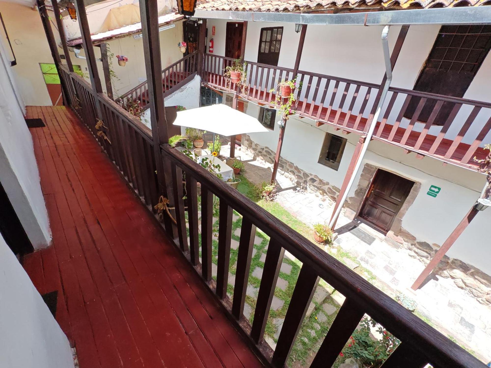 Bed and Breakfast Gringo Bill's Cuzco Esterno foto